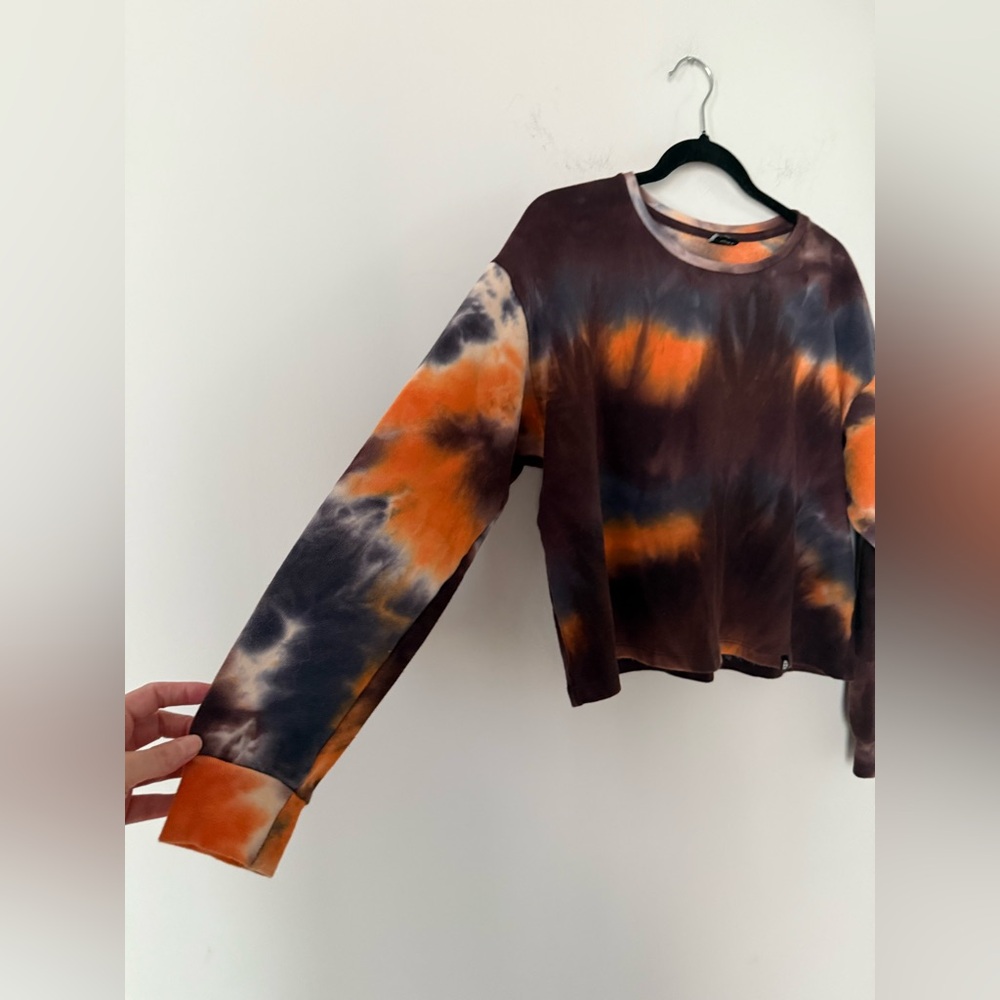 CircleX Tie Dye Cropped Pull Over Crewneck Sweatshirt Cute Spooky Fall Colors - Picture 4 of 11